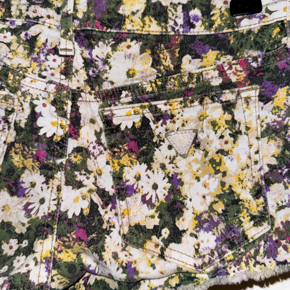 Guess Floral Women's Shorts